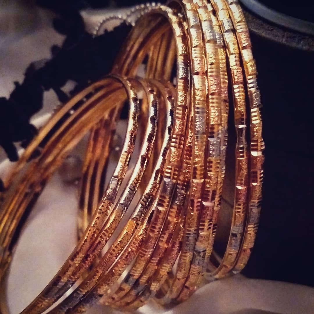 Chooriyan bangles sales