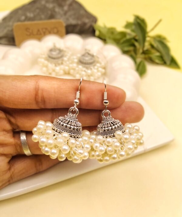 Geet Gajra Moti Jhumkay - Image 2