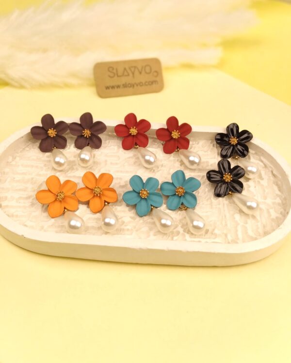 Lilly Rose Pearl Ear Studs