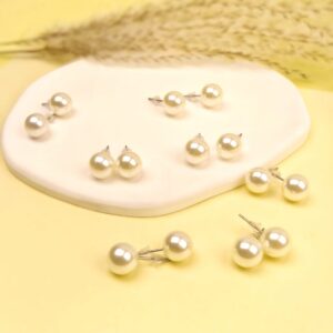 Moon Pearl Earstuds