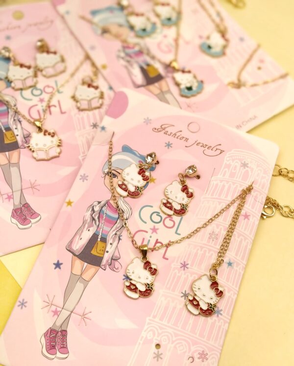 Cute Kitten Pendant Set