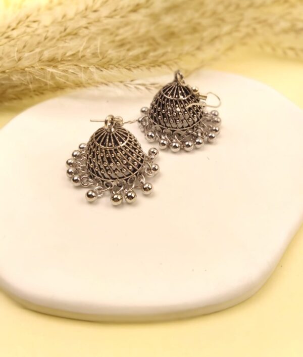 Sajni Indian Jhumkay - Image 3