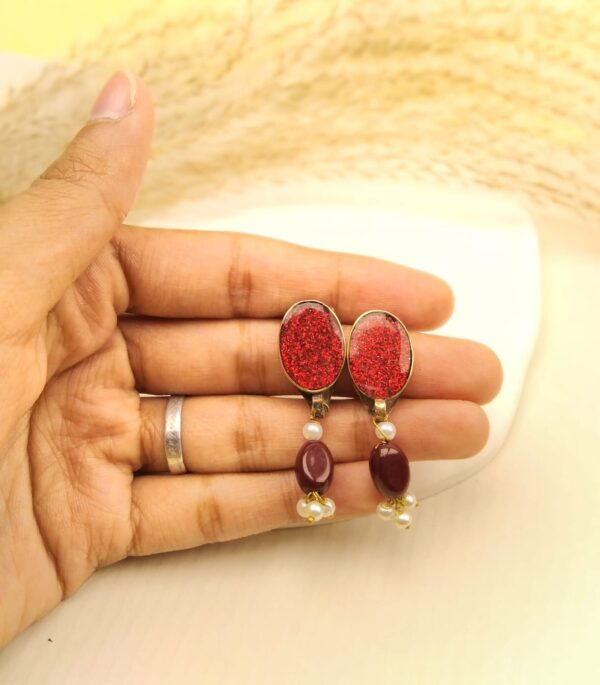 Afghan Bano Earstuds (Red)