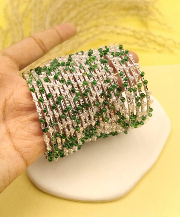Moti Kinara Coriyan / Bangles