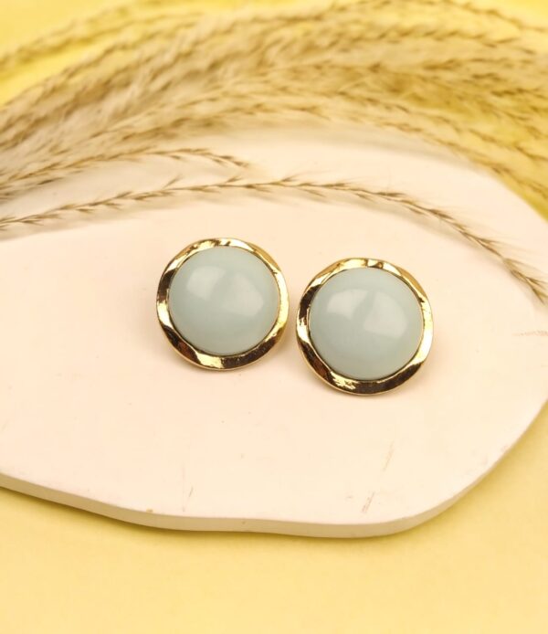 Bubbly Monte studs - Image 3