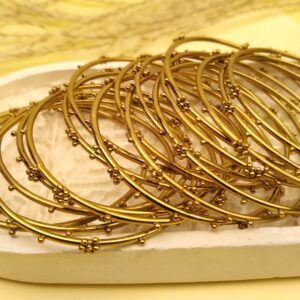 Dhaani Nukti Bangles