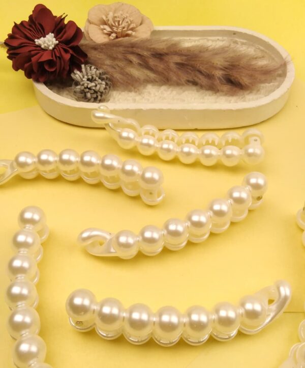 Pearl Style Banana Clip
