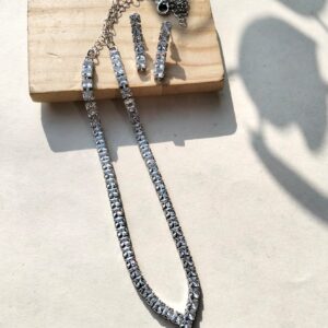 Oliva Zircon Set (White)