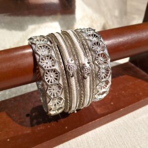 Tara Metal Bangle Set